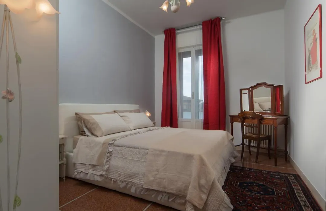 B&B Al Parco Giardini Margherita-1